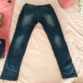 Pantalón vaquero mujer con parches