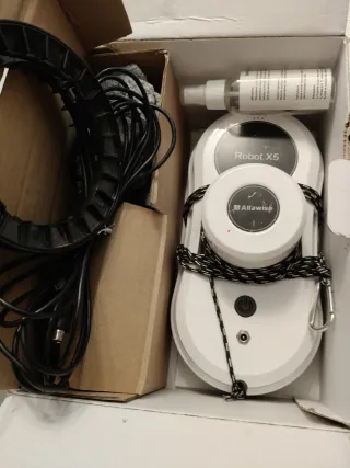 Robot Limpia Ventanas Alfawise X5. Limpiacristales