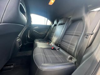 Mercedes-Benz A180 2014 diesel 85100km automático