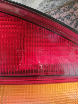 Piloto Trasero Chrysler Stratus