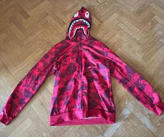 Chaqueta roja Bape