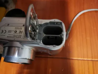 Cámara Digital Olympus C745 Plata