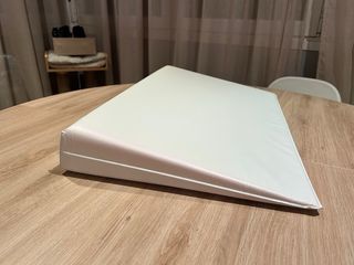 Lote: protector, colchón cólico, espuma cambiador