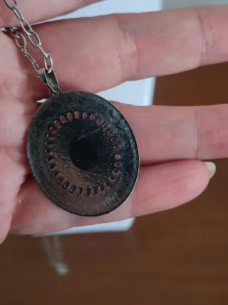 Collana in acciaio con ciondolo satinato