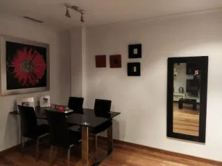 Mesa Comedor Cristal Negra y 4 Sillas