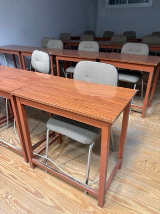 Mesas y Sillas Formación Madera Metal