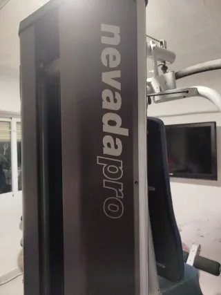 Máquina de musculación gimnasio