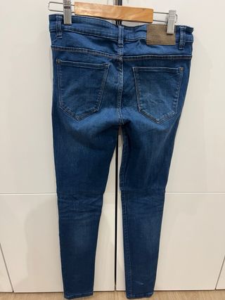 Pantalón vaquero niña Zara Talla 38