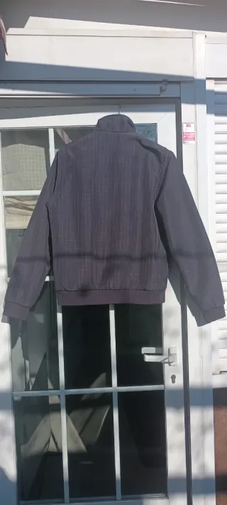 Cazadora gris hombre Talla L sin usar