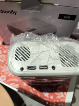 Mini proyector Einyoumily M8