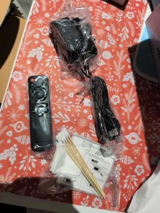 Mini proyector Einyoumily M8