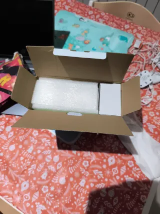 Mini proyector Einyoumily M8