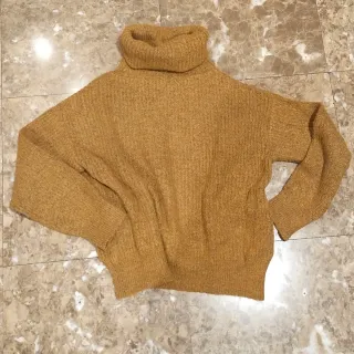 Jersey Moher Mostaza Cuello Alto Talla Única