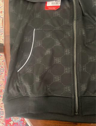 Sudadera Supreme Negra con Capucha