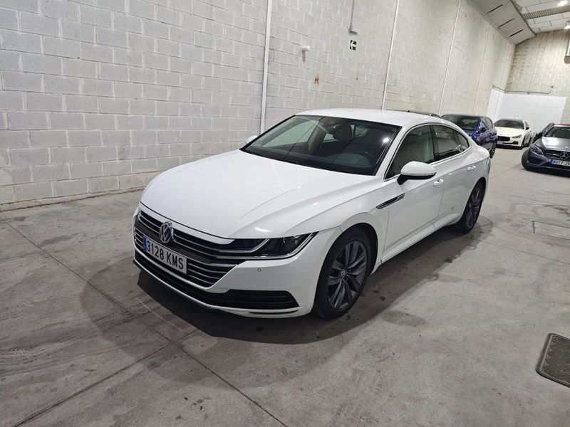 Magnífico Volkswagen Arteon 2.0TDI DSG - foto 1