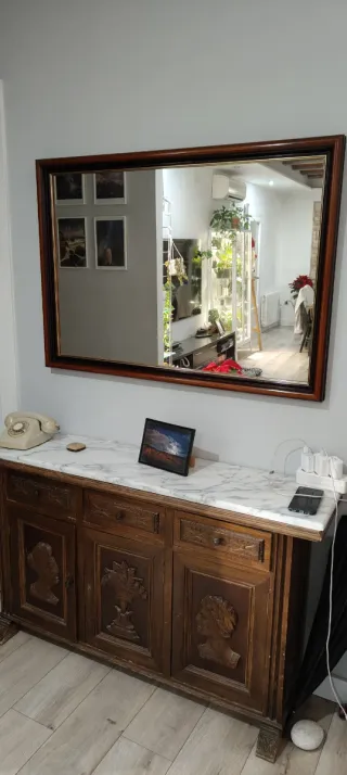 Espejo de madera con marco