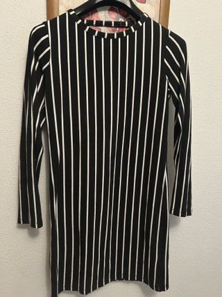 Lote de 4 vestidos rayas blanco y negro