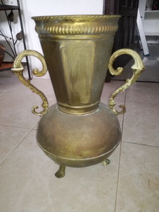 Florero Metálico Dorado