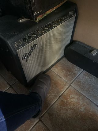 Amplificador Fender Deluxe 112
