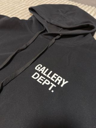 Sudadera Gallery Dept. Negra