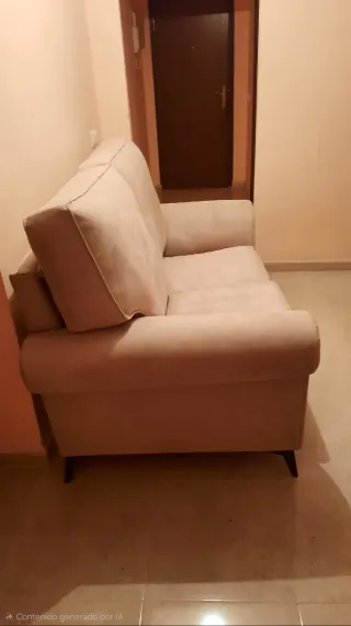 Sofá 2 plazas piel beige-antimanchas