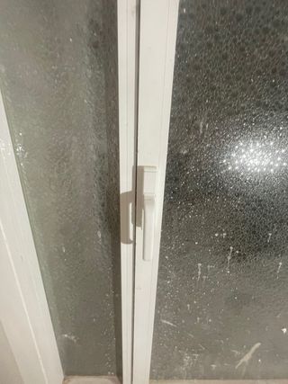 Puerta exterior aluminio con cristal