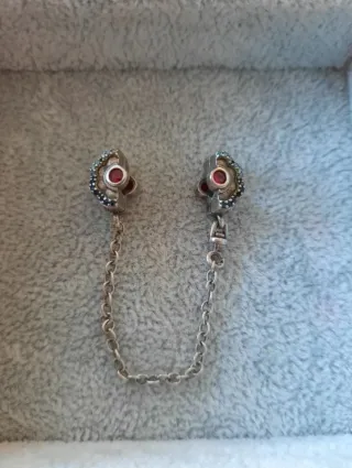 Cadena de Seguridad Plata y Rojo Nueva