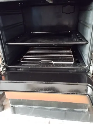 Cocina de Gas Corberó 4 Fuegos con Horno