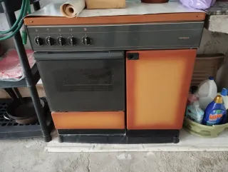 Cocina de Gas Corberó 4 Fuegos con Horno