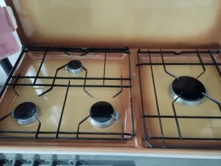 Cocina de Gas Corberó 4 Fuegos con Horno