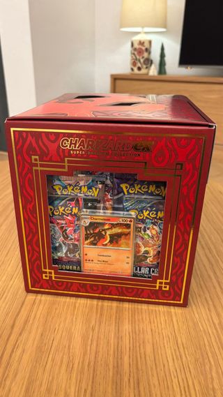 Charizard ex Super Premium Collection en Inglés