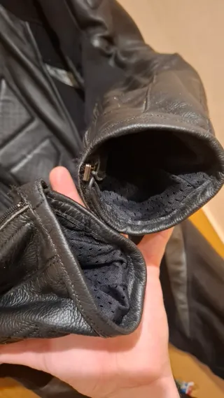 Mono de cuero Dainese Laguna seca