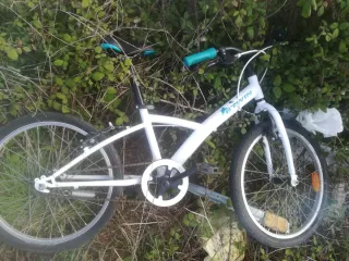 Bicicleta Btwin Blanca como nueva