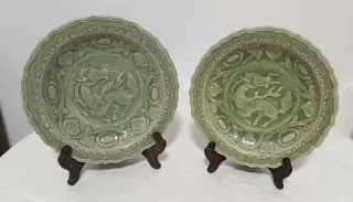 Juego 2 Platos Dragón Celadon