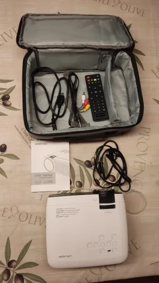 Mini Proyector Apeman LC350