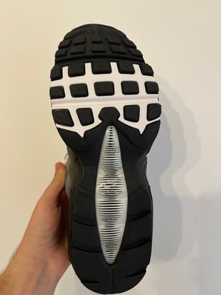 Nike Air Max 95 Talla 42 Gris Amarillo