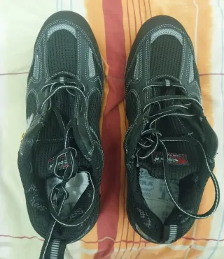 Zapatillas de trabajo Cofra