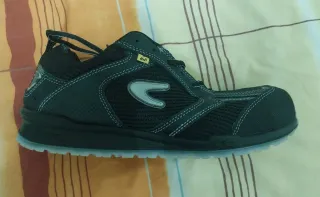 Zapatillas de trabajo Cofra