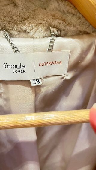 Cazadora bomber pelo beige