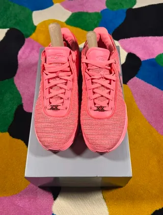Nike Lebron XX Pink Diamond
