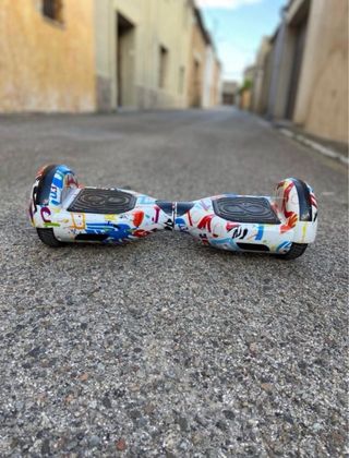 Hoverboard con diseño graffiti