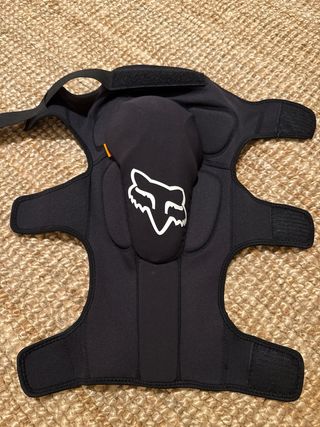 Rodilleras espinilleras Fox T. L Negras D30