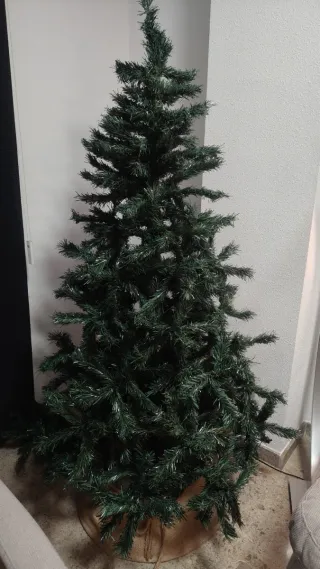 Árbol de Navidad. Abeto Artificial Verde