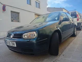 Volkswagen Golf 2003