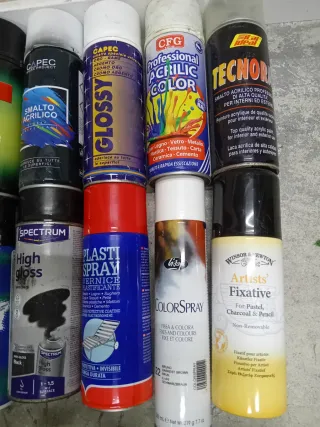 Bombolette spray vernice assortite