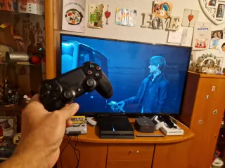 Consola PlayStation 4 Negra