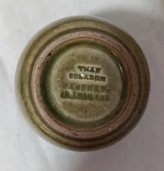 Caja pequeña Celadón con tapa