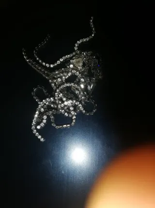 Pendientes largos de plata con pedrería