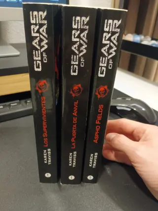 Lote Libros y Cómics Gears of War