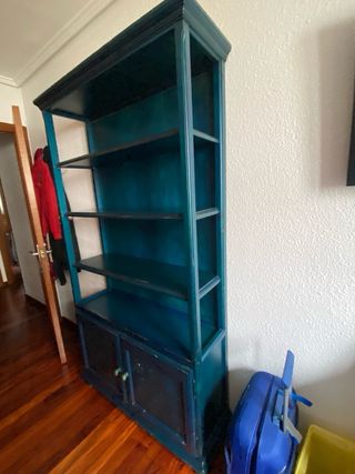 Estantería de madera maciza azul